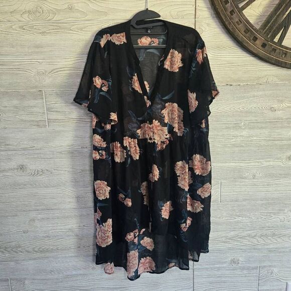 Torrid Floral Button Down Duster Womens SZ 2 (18/20) Short Sleeve Kimono - Picture 1 of 8
